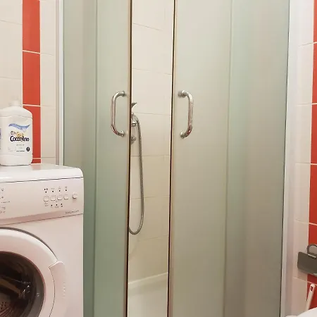 Apartman Rajiceva 5- Sa Prostranom Terasom I Garaznim Mestom